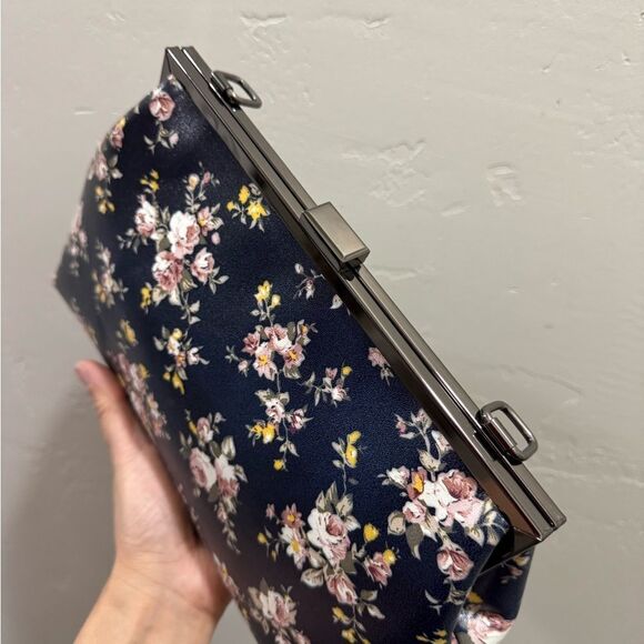 Floral Print Genuine Leather Handmade Push Lock  Shoulder Bag, Crossbody Bag - Picture 13 of 16